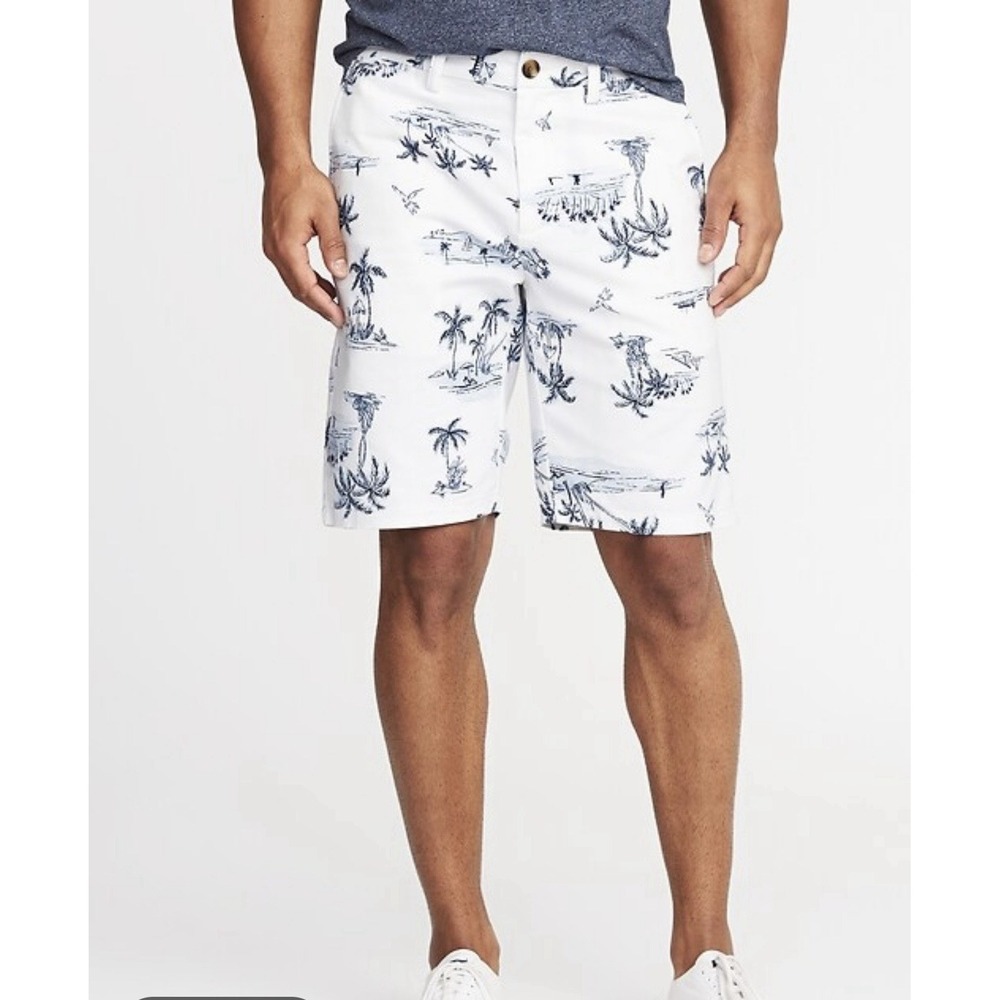 Old Navy Ultimate‎ Slim Flex Shorts 32 Tropical Palm Tree Resort Chino